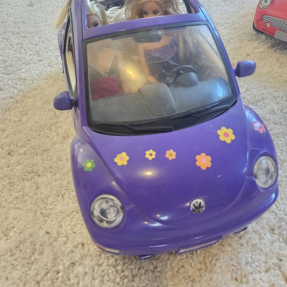 Mattel Barbie Doll Volkswagon Beetle Purple Comes With Surprise - Picture 2 of 7